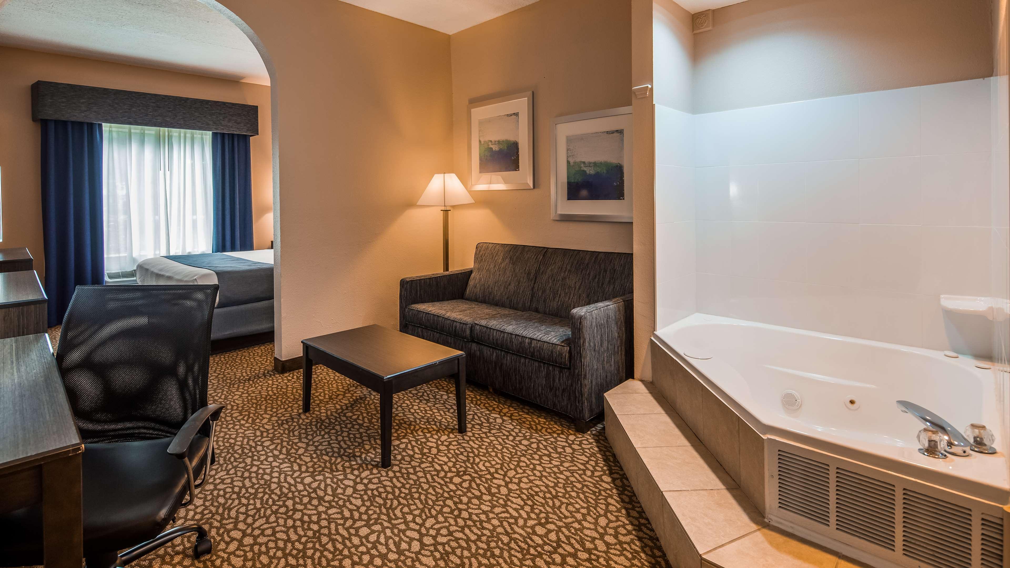 Best Western Plus Bradenton Hotel & Suites Extérieur photo